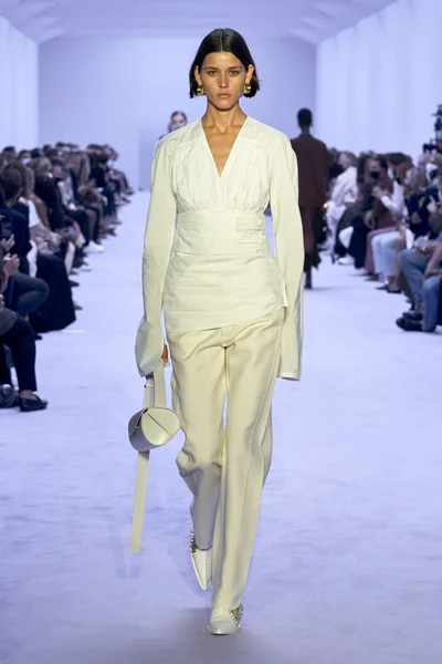 Look 20